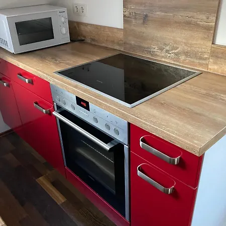 Moderne Wohnung Im Gruenen Werneuchen Extérieur photo